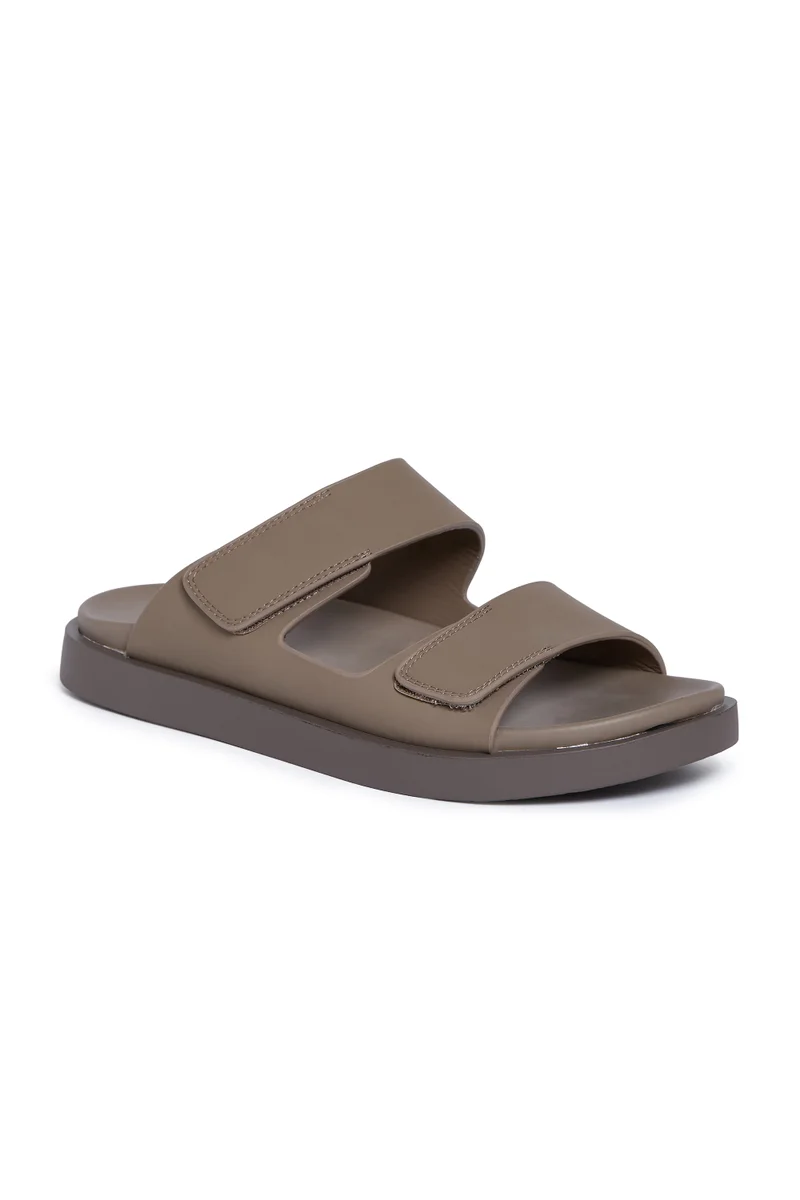 جيومني صنادل جيومني العربية للرجال – صنادل جلدية مريحة ومريحة للارتداء اليومي